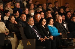 Gemlik’te 5. Özgür Aksoy Tiyatro Günleri başladı